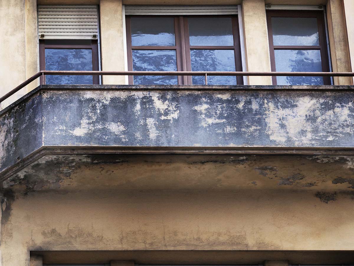 sanierung-balkon-vorher-jalowoy